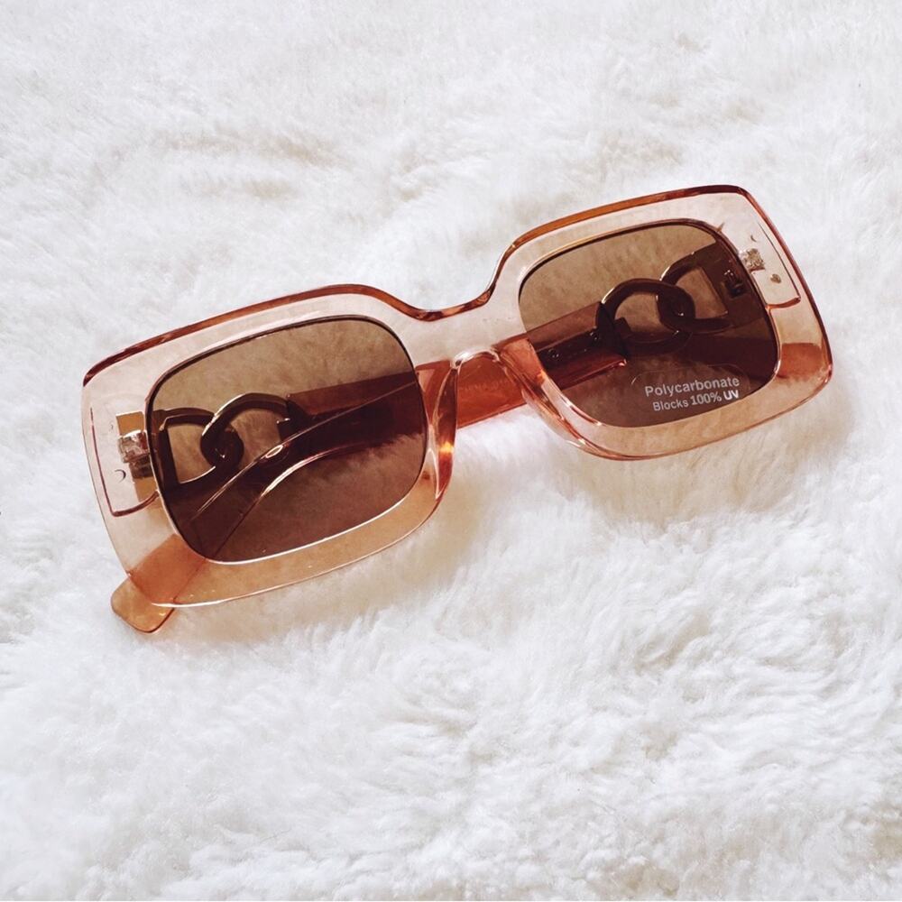 Camille Clear Coral Oversized Square Sunglasses - Picture 4 of 11
